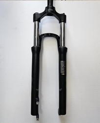 RST odpružená vidlice 29" Gila 1 1/8" černá D