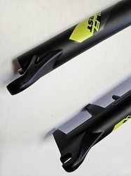 RST odpružená vidlice 29" Gila 1 1/8" černo-zelená