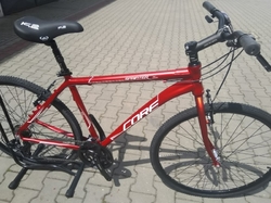 Core Sprinter 28" (2025) 3x7sp. vel. 20" pevná vidlice, červená 