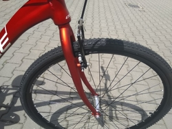 Core Sprinter 28" (2022) červená 3x7sp. vel. 20" pevná vidlice 